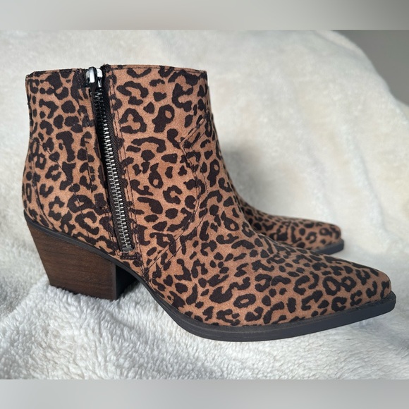 Circus by Sam Edelman Booties - Picture 3 of 5